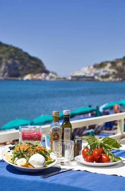 Hotel Vittorio Beach Resort Barano dʼIschia المظهر الخارجي الصورة