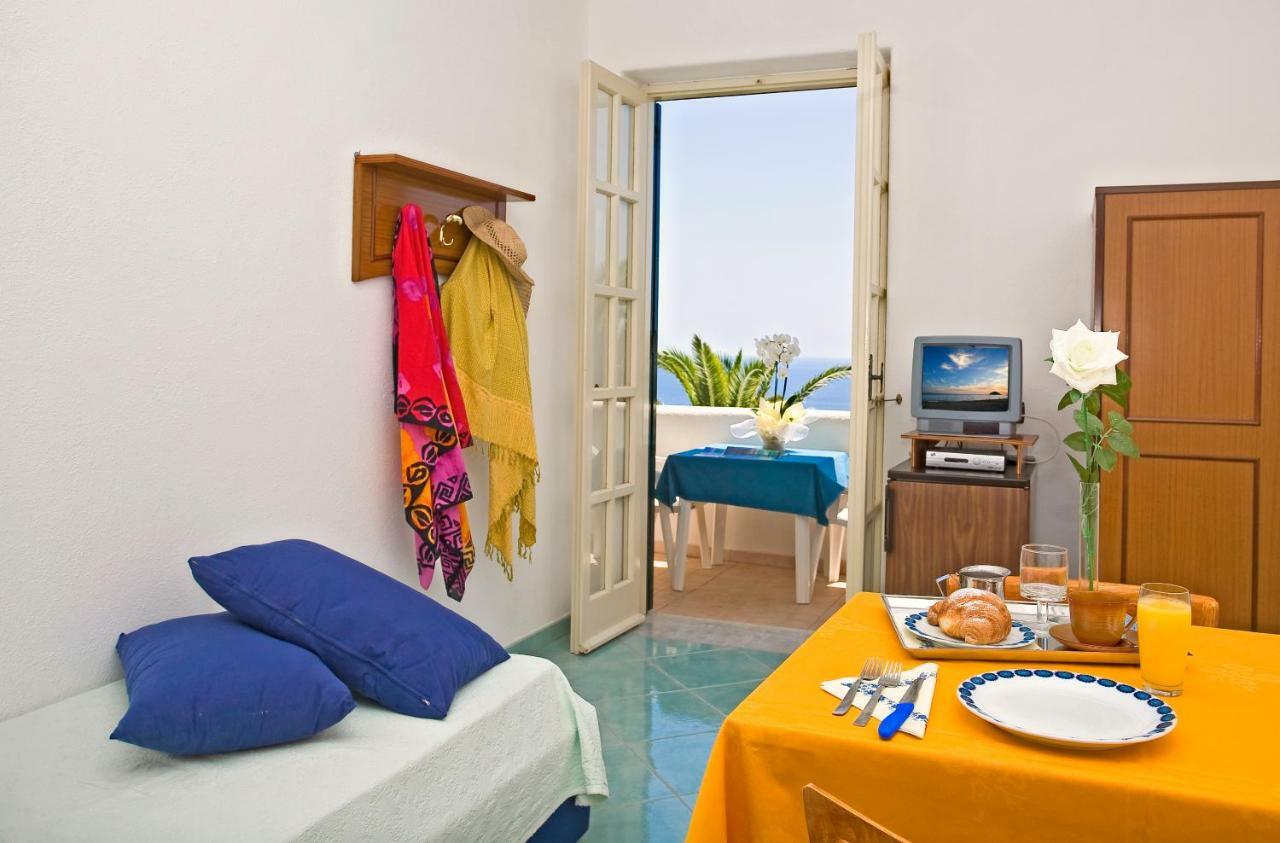 Hotel Vittorio Beach Resort Barano dʼIschia المظهر الخارجي الصورة